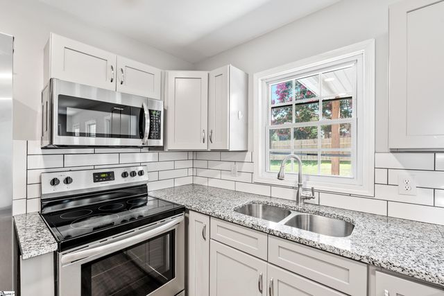 320 Mitchell Road, Greenville, SC 29615