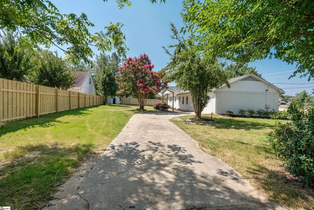 320 Mitchell Road, Greenville, SC 29615