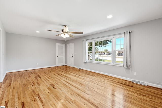 320 Mitchell Road, Greenville, SC 29615