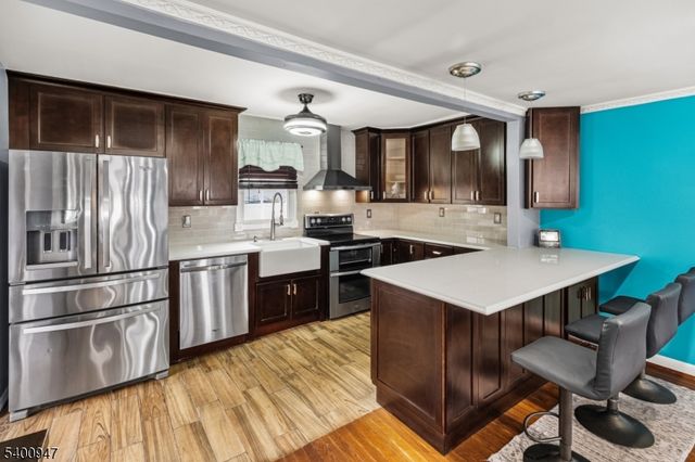 57 Pacific Blvd, Old Bridge Twp., NJ 07735