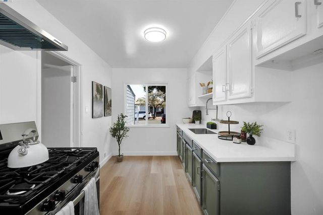 26555 Underwood Ave, Hayward, CA 94544