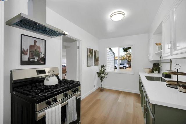 26555 Underwood Ave, Hayward, CA 94544