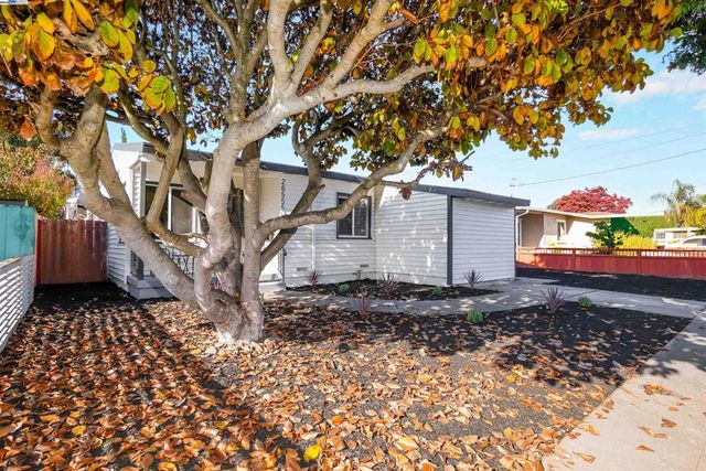26555 Underwood Ave, Hayward, CA 94544