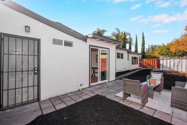 26555 Underwood Ave, Hayward, CA 94544