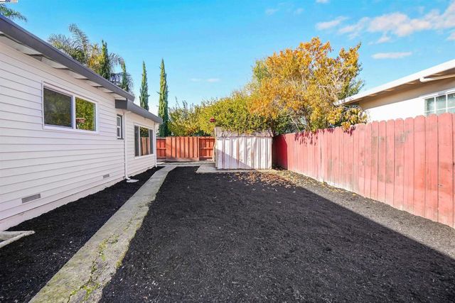 26555 Underwood Ave, Hayward, CA 94544