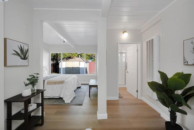 26555 Underwood Ave, Hayward, CA 94544