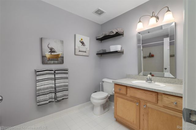 45727 Heather Ridge Drive 224, Macomb Township, MI 48044