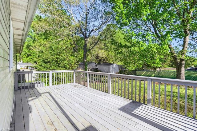 78 Lowery Drive, Thomasville, NC 27360