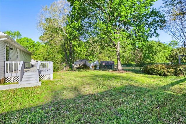 78 Lowery Drive, Thomasville, NC 27360
