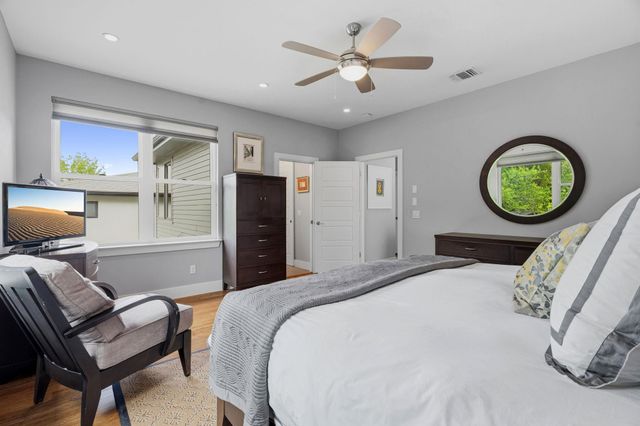 1303 Azie Morton RD 2, Austin, TX 78704