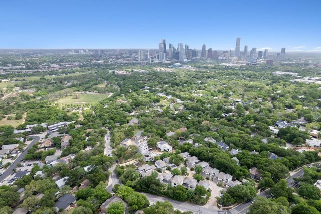 1303 Azie Morton RD 2, Austin, TX 78704