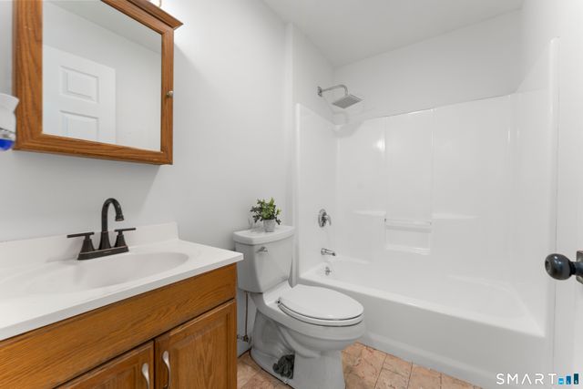 50 Stevens Street, East Hartford, CT 06118