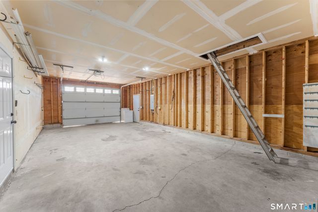 50 Stevens Street, East Hartford, CT 06118