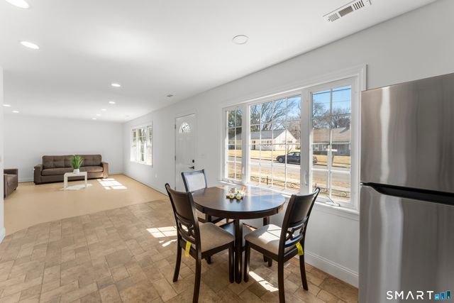 50 Stevens Street, East Hartford, CT 06118