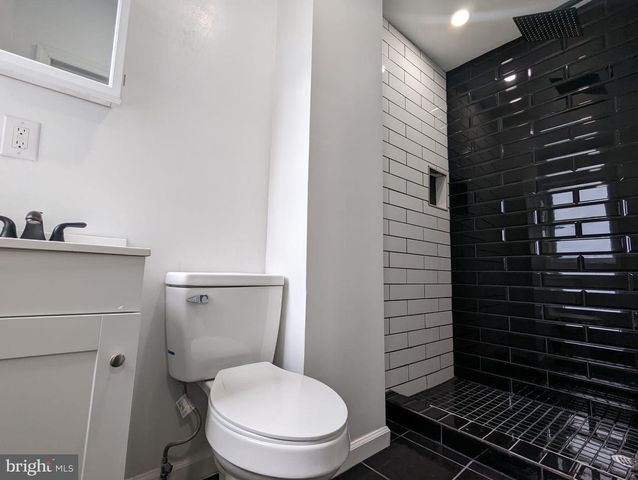 883 N PRESTON ST, Philadelphia, PA 19104