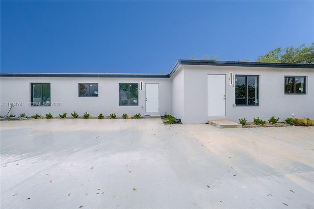 1112 NW 81st St, Miami, FL 33150