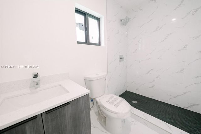 1112 NW 81st St, Miami, FL 33150