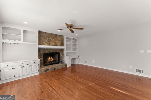 2160 Robin Hood Trail, Cumming, GA 30040