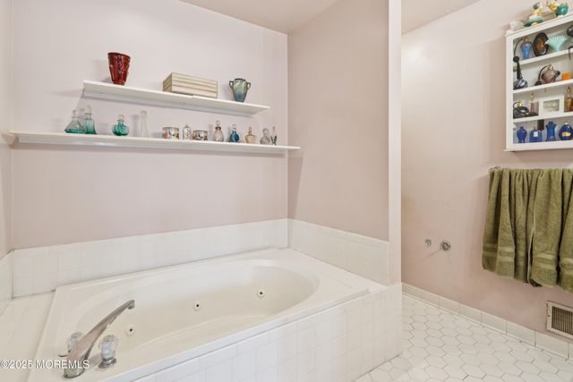 263 Marigold Court, 2603, Toms River, NJ 08753