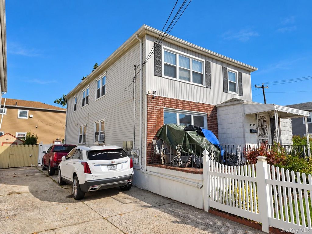 2334 Oceancrest Boulevard, Far Rockaway, NY 11691 — photo 2
