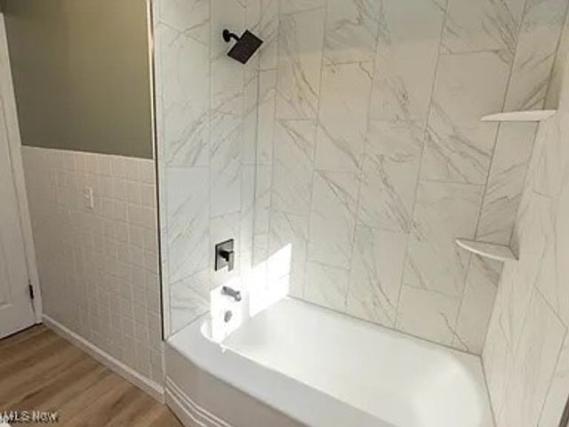 5099 W 220 Street, Fairview Park, OH 44126