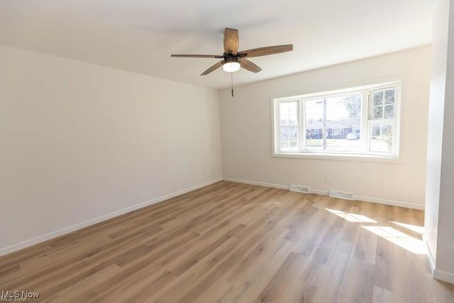 5099 W 220 Street, Fairview Park, OH 44126