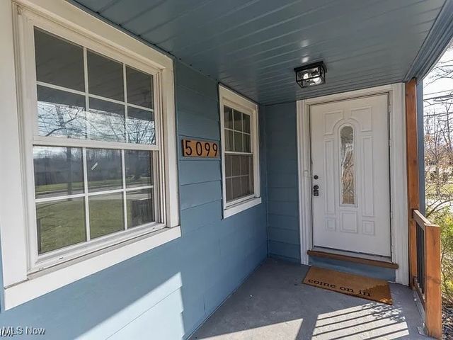 5099 W 220 Street, Fairview Park, OH 44126