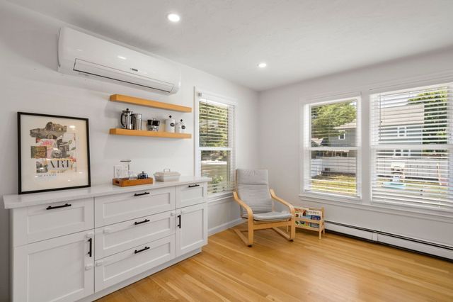 247 Fremont St, Taunton, MA 02780