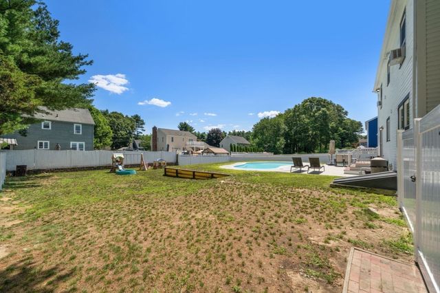 247 Fremont St, Taunton, MA 02780