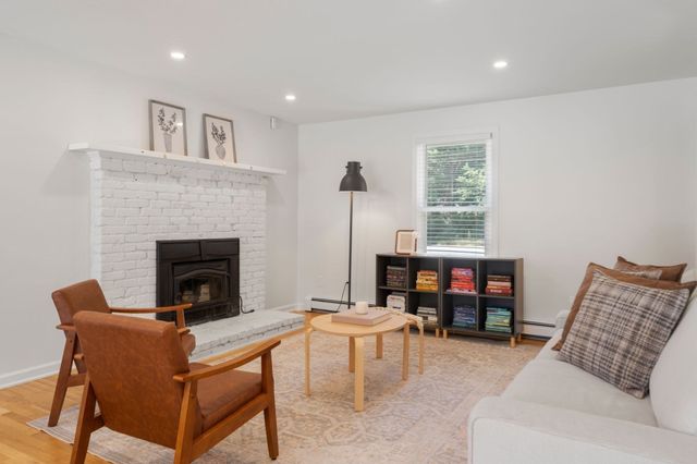 247 Fremont St, Taunton, MA 02780