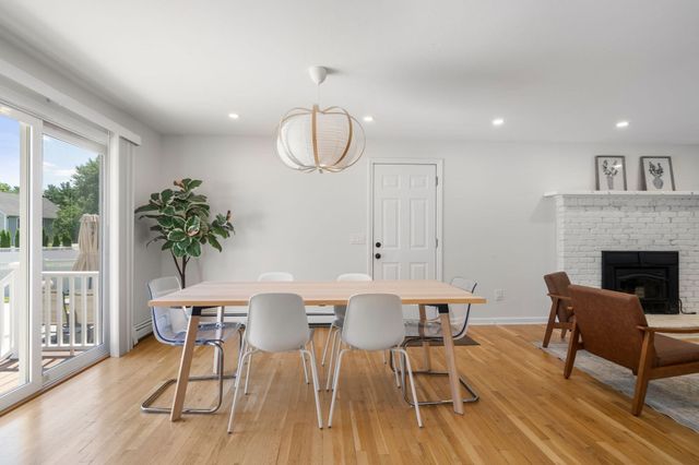 247 Fremont St, Taunton, MA 02780