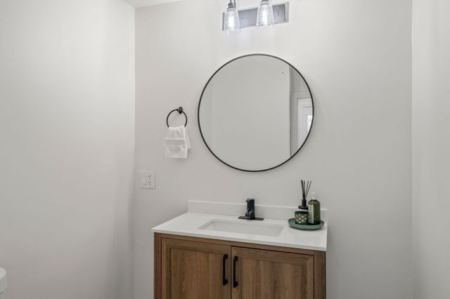247 Fremont St, Taunton, MA 02780