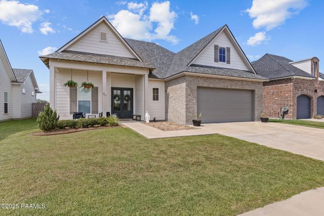 211 Big Lake Run, Youngsville, LA 70592
