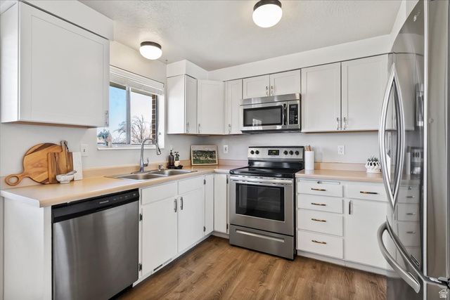 2164 W CAMELOT WAY, West Jordan, UT 84084