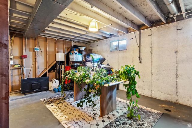 2164 W CAMELOT WAY, West Jordan, UT 84084