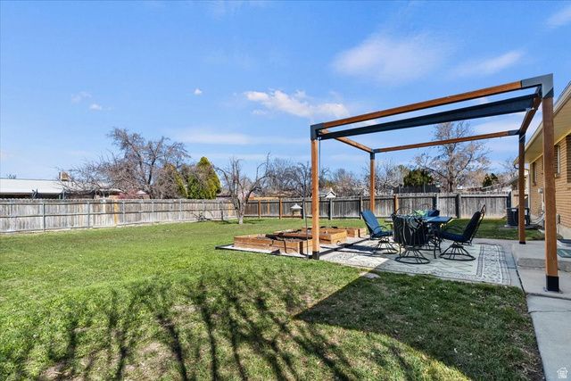 2164 W CAMELOT WAY, West Jordan, UT 84084