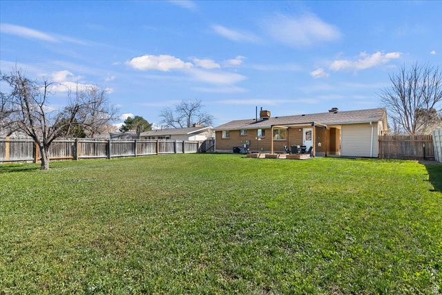 2164 W CAMELOT WAY, West Jordan, UT 84084