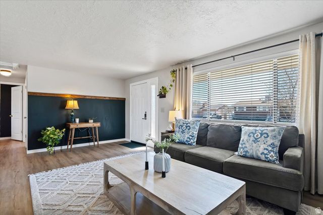 2164 W CAMELOT WAY, West Jordan, UT 84084