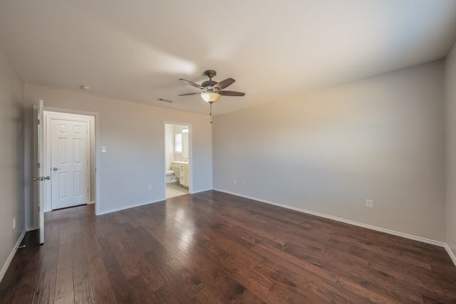 7525 Berrenda Drive, Fort Worth, TX 76131