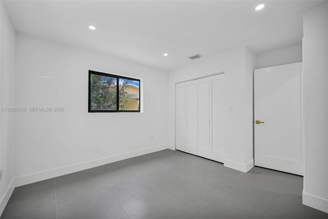 19301 NW 52nd Avenue, Miami Gardens, FL 33055