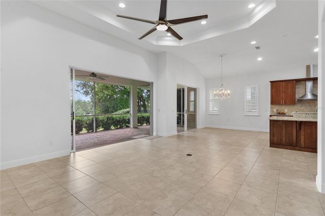 5312 MEADOW HILL LOOP, Lady Lake, FL 32159