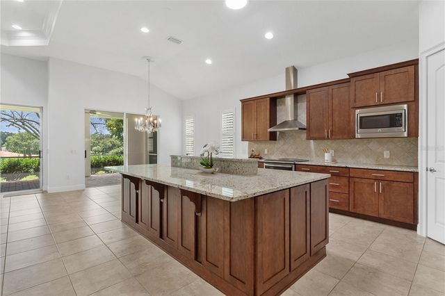 5312 MEADOW HILL LOOP, Lady Lake, FL 32159