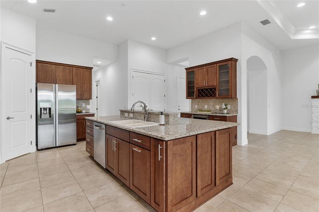 5312 MEADOW HILL LOOP, Lady Lake, FL 32159