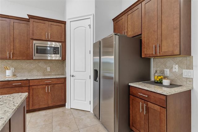 5312 MEADOW HILL LOOP, Lady Lake, FL 32159
