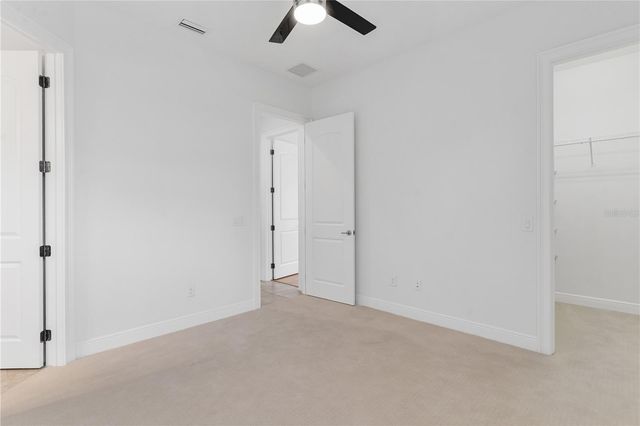 5312 MEADOW HILL LOOP, Lady Lake, FL 32159