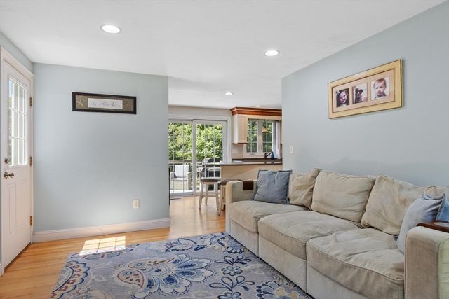 3 Sydney Lane, Westford, MA 01886