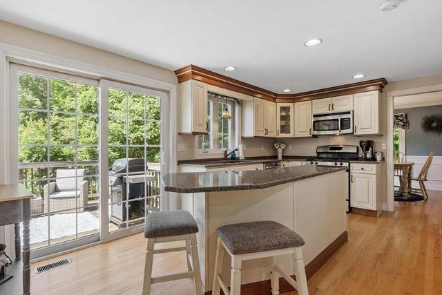 3 Sydney Lane, Westford, MA 01886