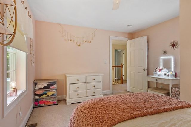 3 Sydney Lane, Westford, MA 01886