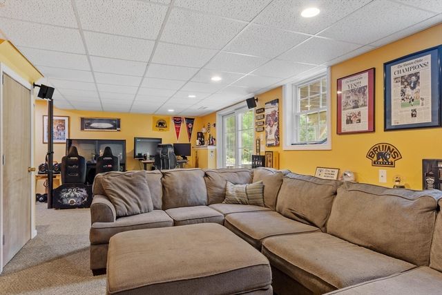 3 Sydney Lane, Westford, MA 01886
