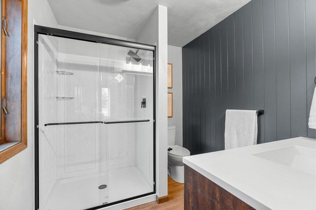 1236 MEADOWVIEW DRIVE, Menasha, WI 54952